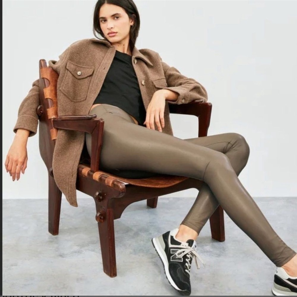 Aritzia Wilfred Daria Faux Leather Leggings Size Medium Neutral Minimalist